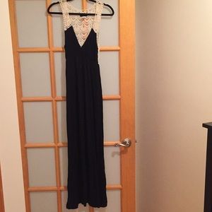 Black Maxi Dress - M